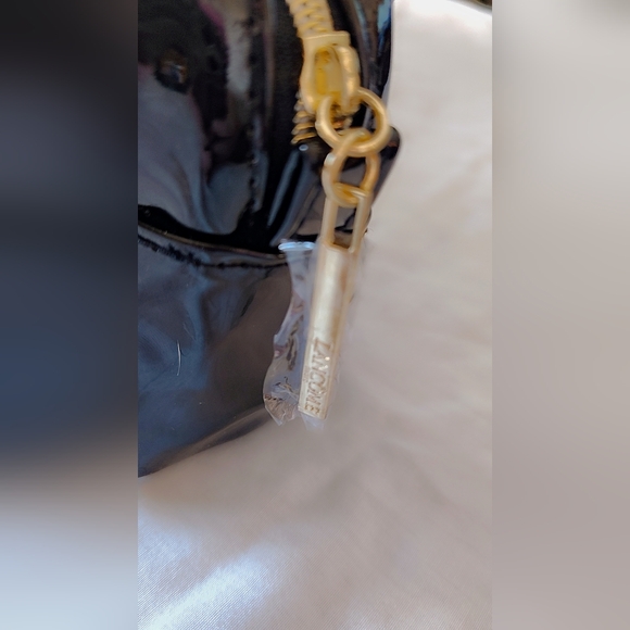 🖤✨ Lancôme Shiny Cosmetic Bag – NWOT ✨🖤 - Picture 8 of 11